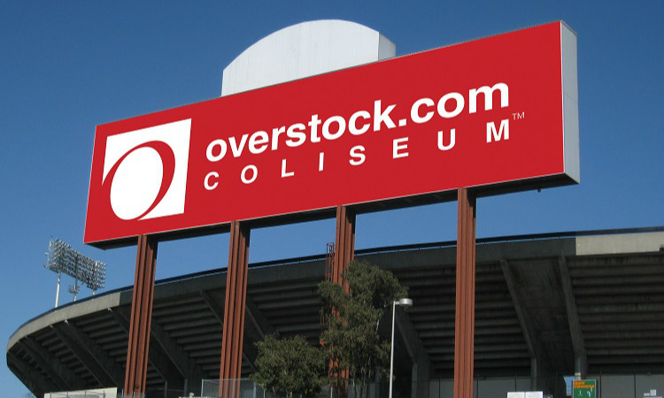 Overstock.com-coliseum-scoreboard_meitu_1